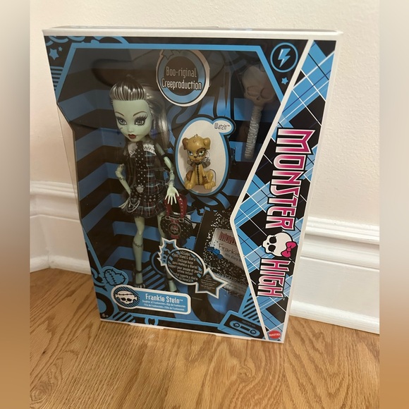 NWT Monster High  Booriginal Creeproduction Frankie - Picture 4 of 7